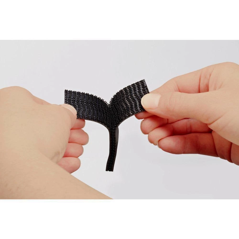 Scotch 1 in. x 1 in. (25,4 mm x 25,4 mm) Black Extreme Mounting Squares (36 Squares per Pack) - Image 4