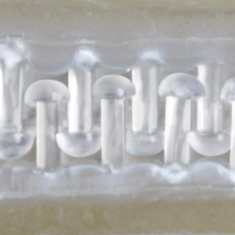 Scotch 1 in. x 3 in. Clear Extreme Fasteners (2-Sets per Pack) - Image 5