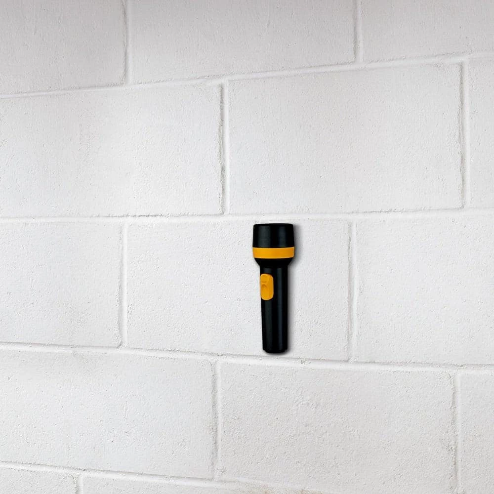 Scotch 1 in. x 1 in. Clear Extreme Mounting Squares Value Pack (36 Squares per Pack) - Image 7